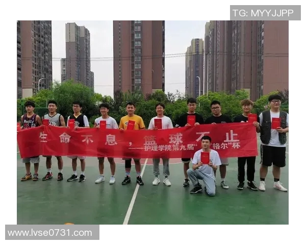 济宁姚明直播盛况空前球迷热情高涨共同见证篮球传奇时刻