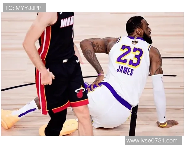 詹姆斯狂轰34分,湖人2-0火箭:传奇再续,湖人剑指总冠军